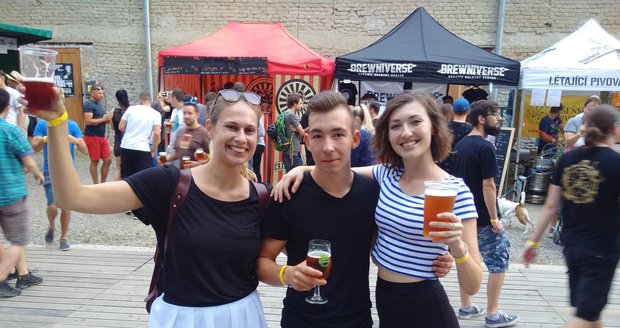 Kuriózní pivní festival v Brně – houbový ležák, pivo se solí až z Himaláje a škopek se zrnky kávy