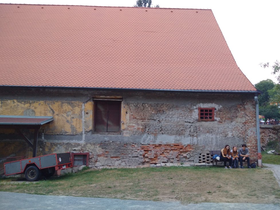 Pozoruhodná byla i lokace festivalu. Třetí ročník Řečkovického festivalu minipivovarů proběhl na místě, kde ještě na začátku 20. století sídlil pivovar.