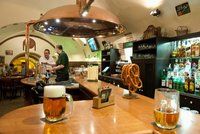 Kdo nepije pivo, není Čech? „Superpivaři“ dávají běžně 7 litrů za týden