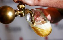 Češi vypili nejméně piva za šedesát let!