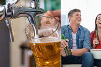 Češi přestávají chodit na pivo do hospody. Radši popíjejí doma, hospody trpí