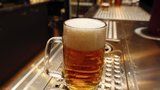 Nahradí „dvanáctku“ plné pivo? Ministerstvo zvažuje nové značení zlatého moku