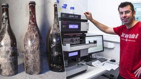 Nevídaným nálezem se staly pouhé tři lahve staré sto let! Martin Dušek, další z vědců, kteří se na analýze stoletého piva podíleli.