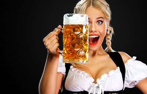 Pivo pije téměř 6 milionů Čechů: Jak se v „tekutém zlatu“ vyznáte?