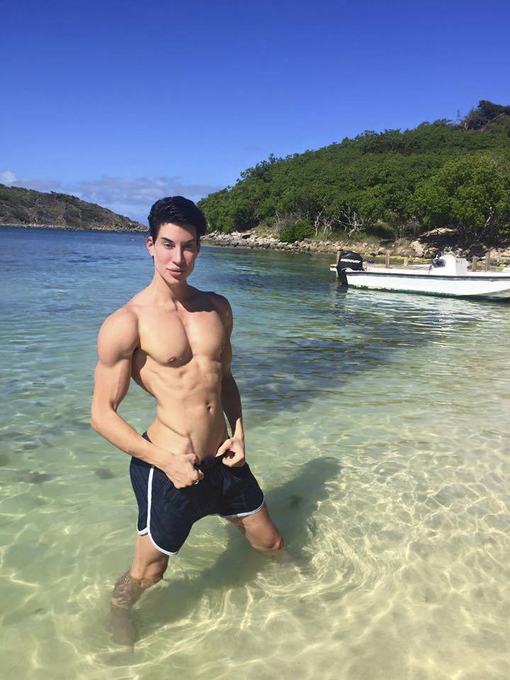 Justin Jedlica na dovolené