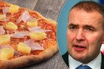 Islandský prezident Guðni Jóhannesson už téměř dva roky musí vysvětlovat, proč nemá rád ananas na pizze