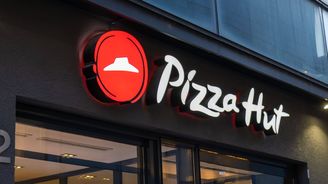 Majitel KFC prodává známý řetězec pizzerií. Investiční fond za něj zaplatí desítky miliard Majitel KFC prodává známý řetězec pizzerií. Investiční fond za něj zaplatí desítky miliard