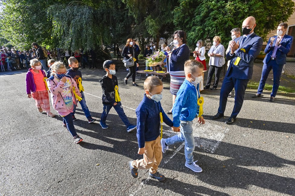 Zahájení školního roku v Sadské na Nymbursku, kterého se účastnil ministr školství Robert Plaga (ANO) (1.9.2021)