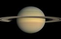 Saturn: bouře v šestiúhelníku