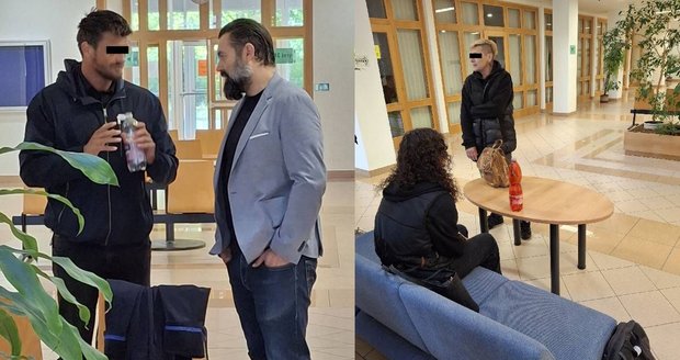 Richard K. se svým obhájcem u soudu. Nájemnice v domě o tom, co měl chystal, neměly sebemenšího tušení. Richard K. se svým obhájcem u soudu. Nájemnice v domě o tom, co měl chystal, neměly sebemenšího tušení.