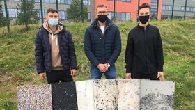 Studenti VUT Brno zpracovávají vyhozený plast: Vyrábí z něho nábytek, vydrží stovky let 