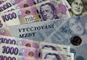 Od ledna se zvýší minimální mzda o 1200 korun, 130 tisíc lidí si tak polepší o 11 procent.