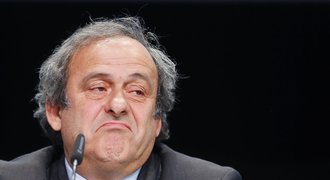 Platini vyzval Blattera: Odstup! Mám toho dost, obraz FIFA je strašný