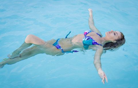 Wellness v Beskydech: 3 super tipy. Zaplavte si v moři, relaxujte v sudu, levitujte!