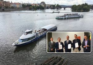 Pražský magistrát, Praha 1 a Praha 5 podepsaly memorandum o společném úsilí v boji proti nové plavební komoře v centru města.