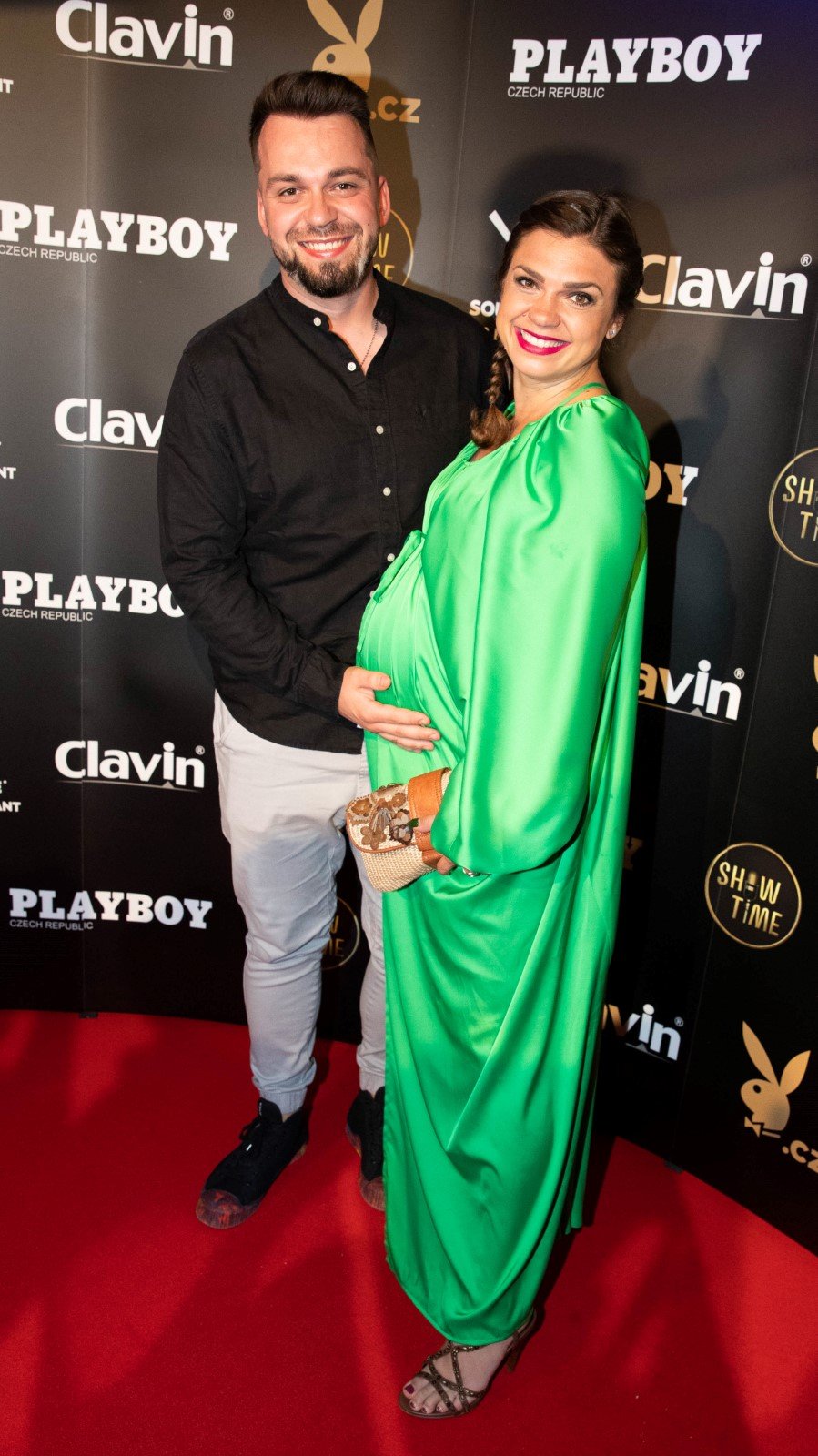 Těhotná herečka Denisa Pfauserová dva týdny před porodem na Playboy party