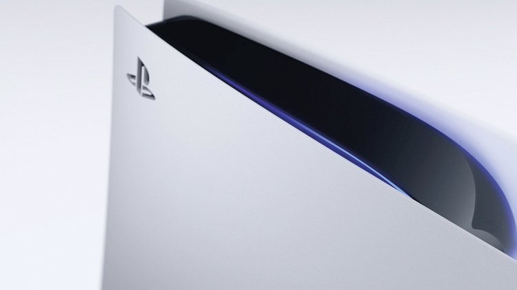 U řady hráčů boduje konzole PlayStation 5 futuristickým designem s využitím modrých světel