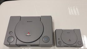 PlayStation Classic v porovnání s původní PlayStation konzolí