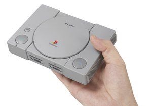 Zmenšená konzole PlayStation Classic