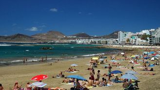 Španělsko letos navštívil rekordní počet turistů, zejména Britů