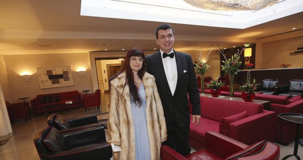 Manželé Jindříškovi v hotelu Augustin