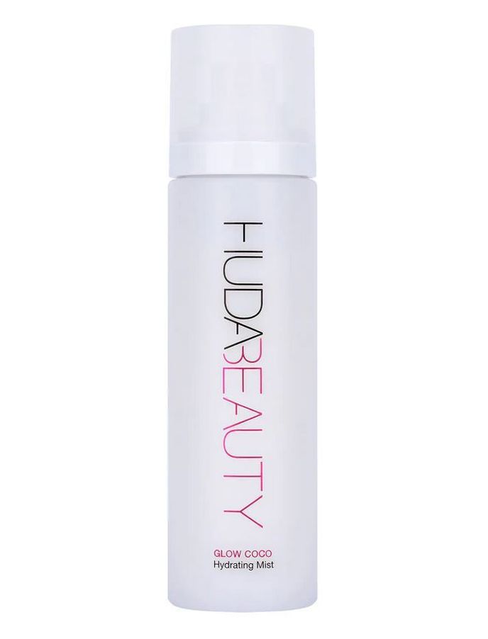 Rozjasňující mlha na obličej, Huda Beauty, 990 Kč Rozjasňující mlha na obličej, Huda Beauty, 990 Kč