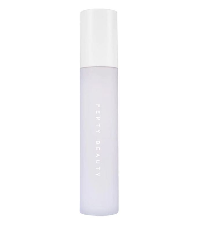 Obličejová mlha s bylinnými výtažky, Fenty Beauty přes Sephora.cz, 840 Kč Obličejová mlha s bylinnými výtažky, Fenty Beauty přes Sephora.cz, 840 Kč