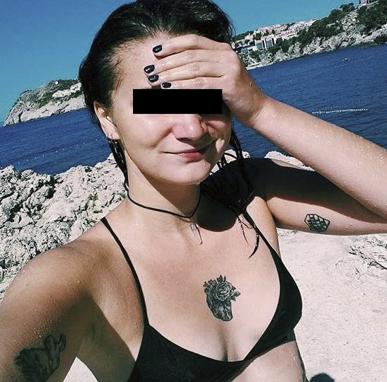 Při nehodě kapely Plexis zemřela krásná Olga (†22)