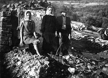 Nacisté vypálili u vesničku Prlov
