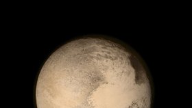 Pluto na nejnovějších snímcích