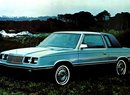 Plymouth Acclaim nahradil v rámci koncernu Chrysler podobně velké modely Caravelle (na obrázku) a Reliant.