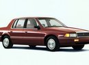 Čtyřdveřový sedan Plymouth Acclaim se stupňovitou zádí měl rozvor náprav 2624 mm a rozměry 4602 x 1730 x 1359 mm.