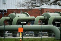 Gazprom omezil tok plynu do Evropy, kapacita klesne až o 40 procent. Dotkne se to Česka?