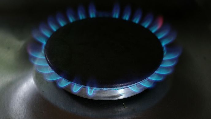 Goldman Sachs čeká pokles cen plynu v Evropě v příštích měsících o 30 procent