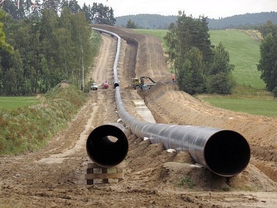 &#34;Projekt posílí tranzitní vedení na ose sever- jih, které doposud v ČR chybí, a proto je projekt zařazen i v energetické koncepci,&#34; říká ministr Mládek.