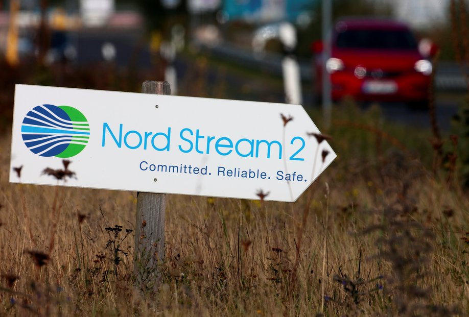 Podmořský plynovod Nord Stream 2 čeká na zprovoznění.