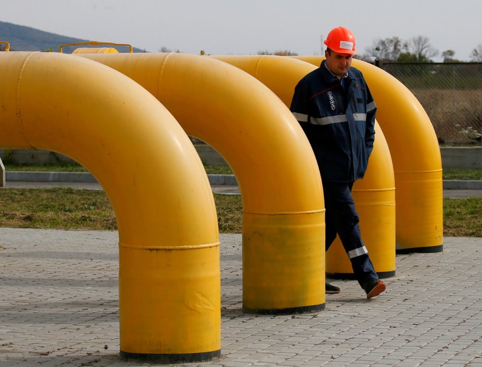 Německo tvrdí, že má mírný náskok, pokud jde o snahu naplnit zásobníky plynu na 80 % kapacity.