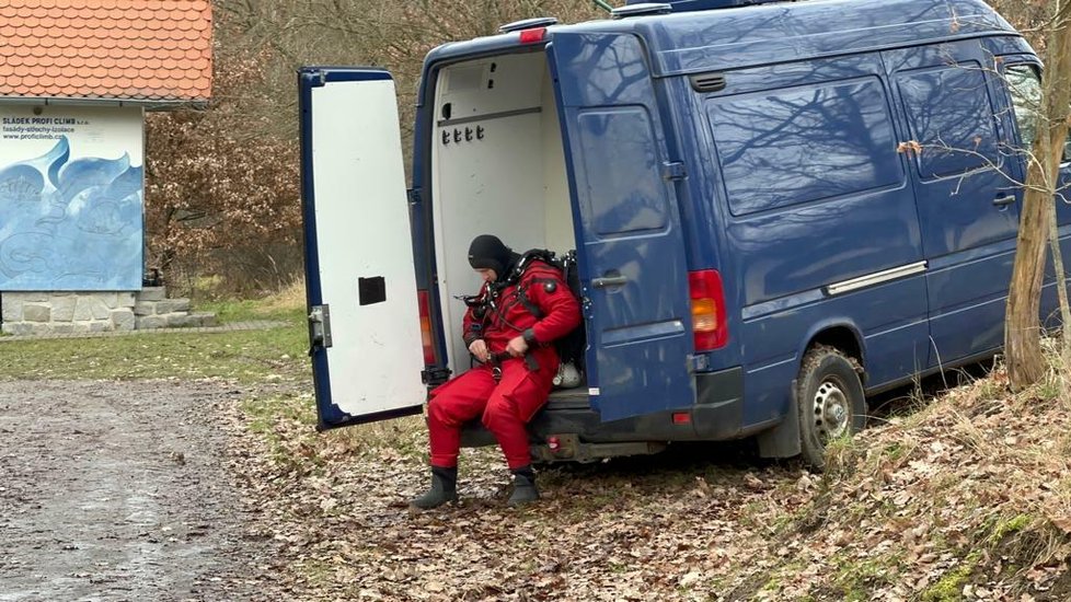 V plzeňské části Doubravka našel náhodný chodec mrtvolu v Berounce. Údajně byla bez hlavy.