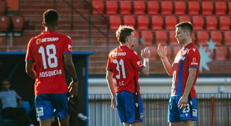 Plzeň - Ferencváros 3:1. První zápas ve Španělsku otočili Šulc a Chorý