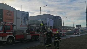 Požár skladu potravin v Plzni. (31.12. 2021)