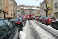 Tragédie v Plzni: V domě na Borech zemřeli dva lidé