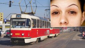 Ženě v plzeňské tramvaji poleptali oči! Řidič prosby o pomoc ignoroval.