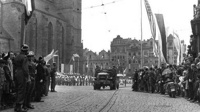 „Dragounská jízda“ do Plzně za druhé světové války