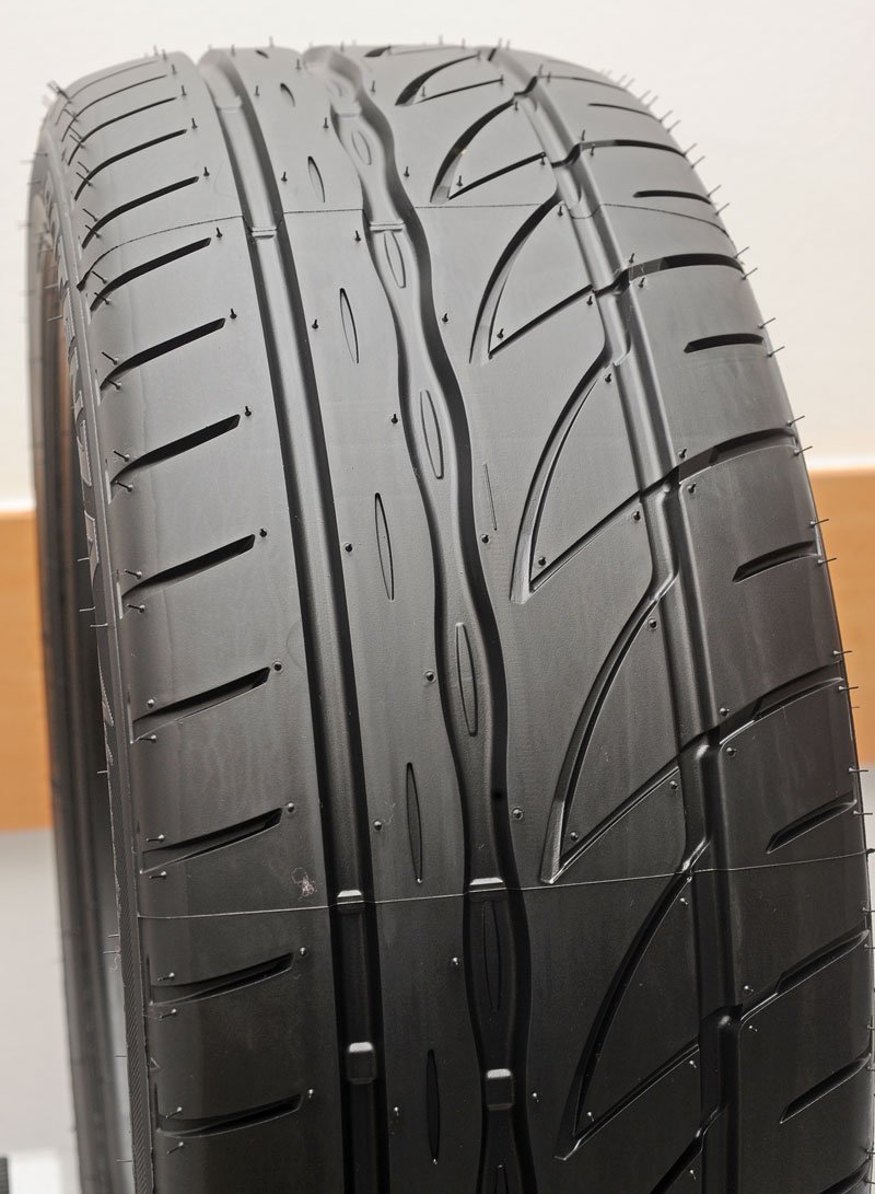 Bridgestone Potenza Adrenalin RE002