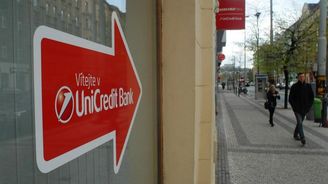 Zisk UniCredit překonal očekávání, italské bance se daří i v Česku 