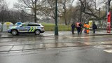 Krvavý konflikt v Praze! Muž u „hlaváku“ pobodal druhého a zmizel, najít ho pomohli strážníci a kamery