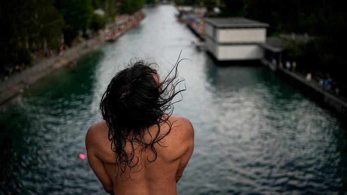 O víkendu bude vedro, v pondělí se ochladí. O víkendu bude vedro, v pondělí se ochladí.