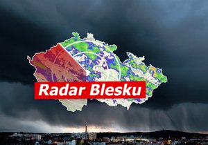 Na Česko udeří silné bouřky.