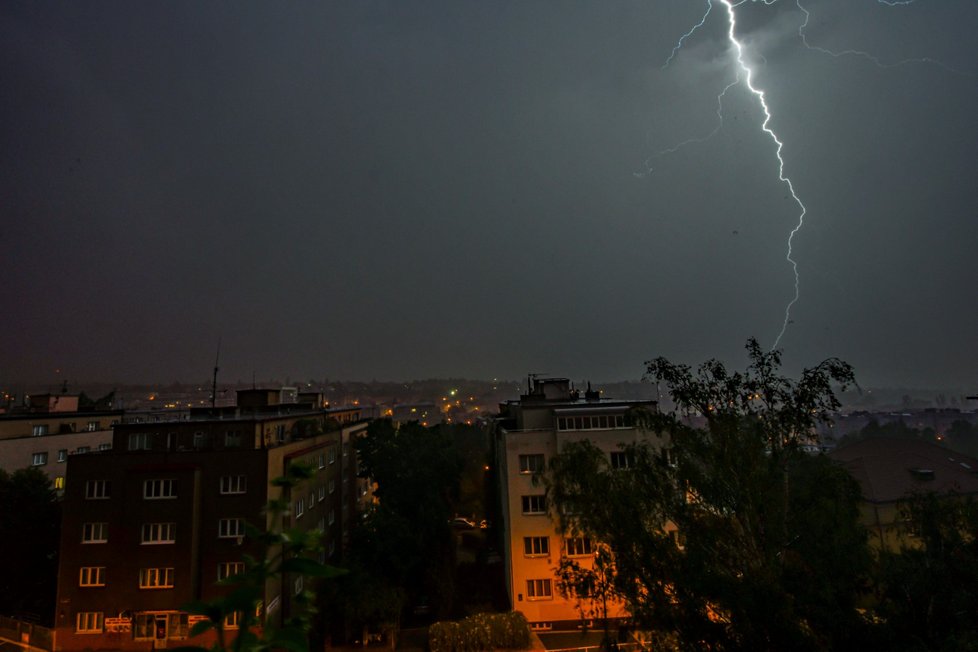 Česko zasáhly bouřky. (12. 8. 2019)