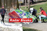 Do Česka míří silné sněžení. Platí výstraha, hrozí i ledovka. Sledujte radar Blesku